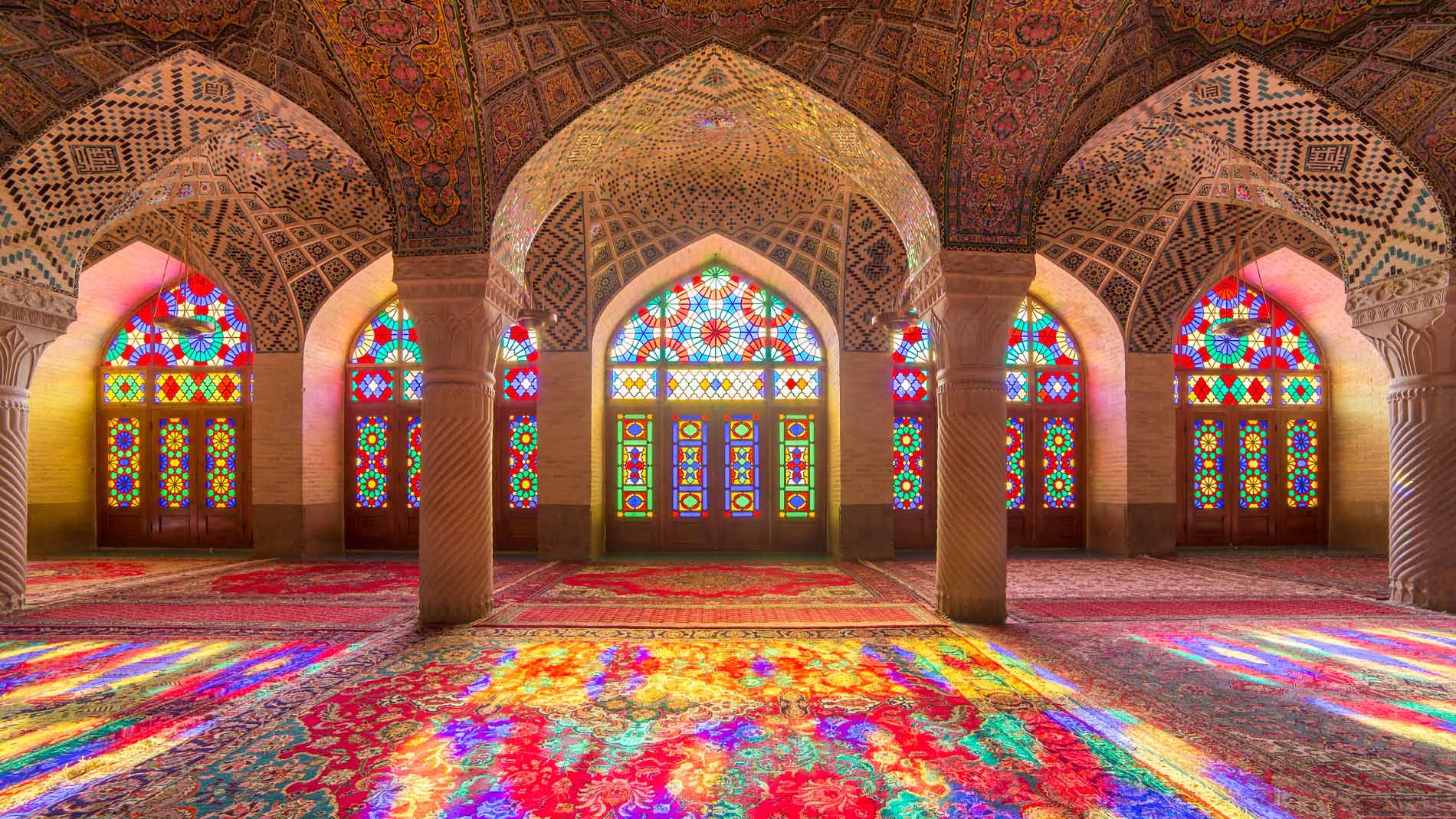 .:: ارایه کلیه خدمات ایران گردی ::.
